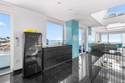 7sglvk7xjhr35-53608d01401493ba18e370483616056