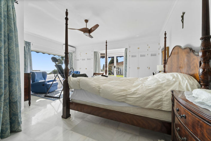 Image No.15-5 Bed Villa for sale