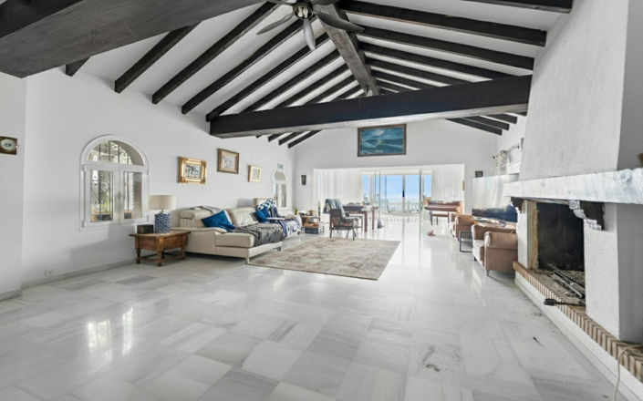 Image No.6-5 Bed Villa for sale