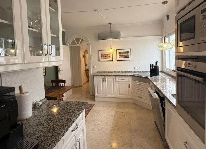 Image No.13-4 Bed Villa for sale