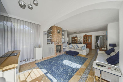 c1p49b12hg47-aa4cc561180b369757c0bb4af9886cd3