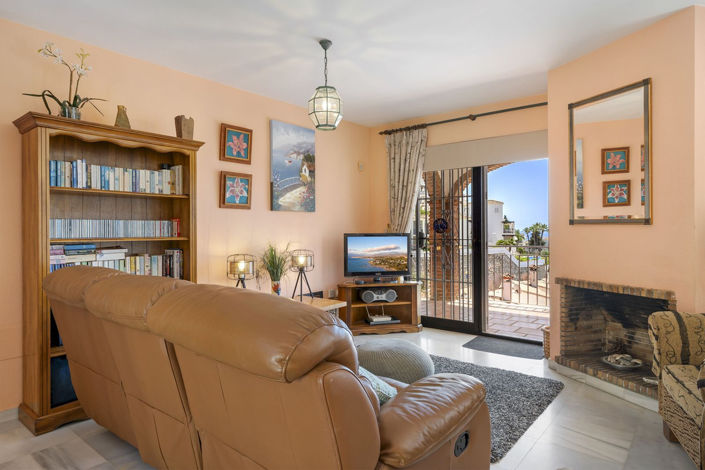 Image No.6-5 Bed Townhouse for sale