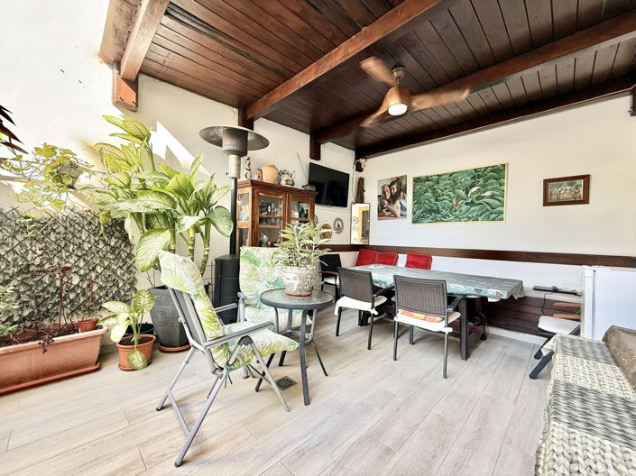 Image No.4-4 Bed Townhouse for sale