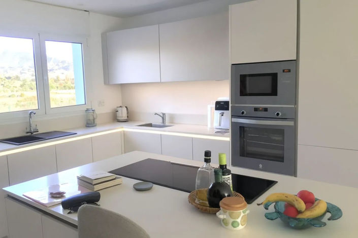 Image No.16-3 Bed Townhouse for sale