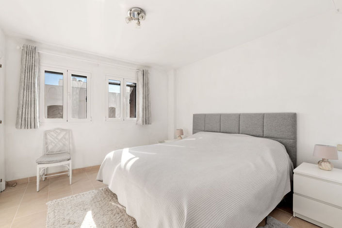 Image No.12-Maison de ville de 2 chambres à vendre à Estepona