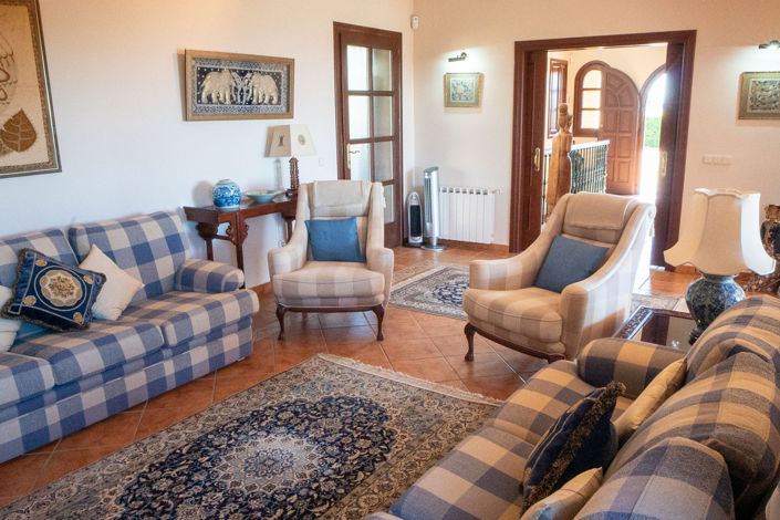 Image No.8-6 Bed Cortijo for sale