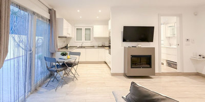 wo5gszta1g932-e7f90ea5feef5e01d64d74d6b6d8a83