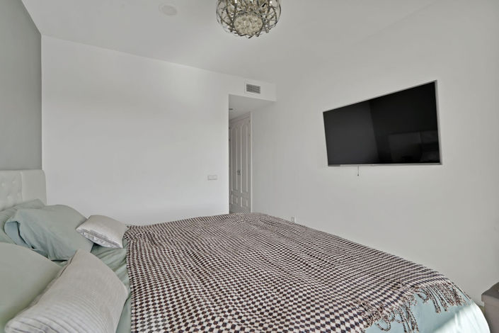 Image No.15-2 Bed Apartment for sale