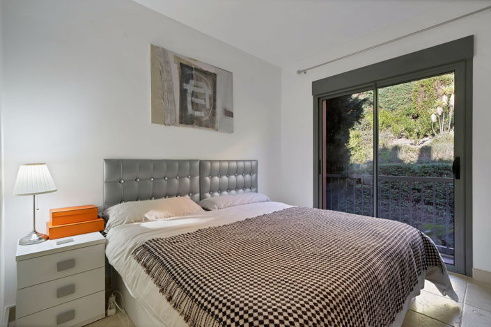 Image No.18-2 Bed Apartment for sale