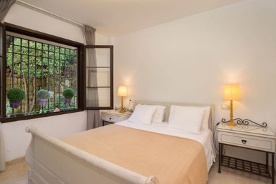 89g98x6y6ei8-e64a9055bba3e77ac8aca3b893cdf826