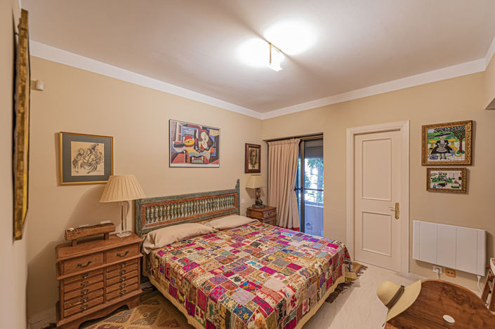 Image No.12-2 Bed Apartment for sale