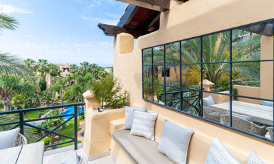 ejalyia565f14-d70dc3102c00d7be0e872dfe1c1f86d