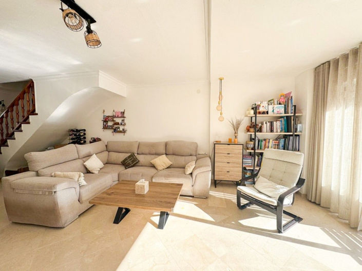 Image No.8-Maison de ville de 2 chambres à vendre à Elviria