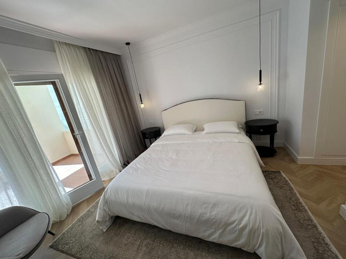 Image No.18-3 Bed Apartment for sale