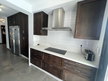 jj7rwbt406j14-d70dc3102c00d7be0e872dfe1c1f86d