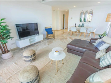 an336uukb3k5-3595ad71cbd87be6c3643a4285ef4791