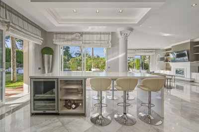 d5zymitfce4-c23c0f86247804fa50226aecd8b0b2c8