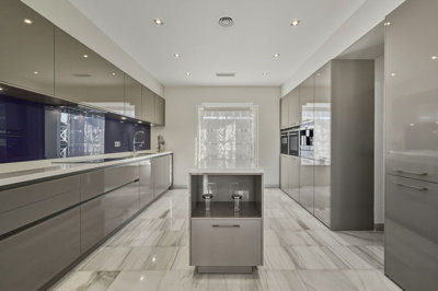 6cy59ky6jbf8-e64a9055bba3e77ac8aca3b893cdf826