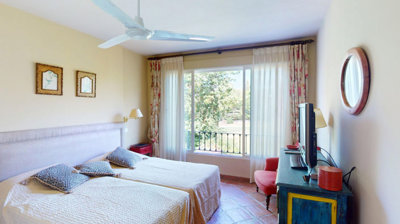 erovog5lf2i11-20939a0134ad724a8cb2a801094d15a