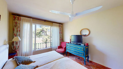 33sy1n88qfl12-53013098fcab6c38b1379cd33298e05