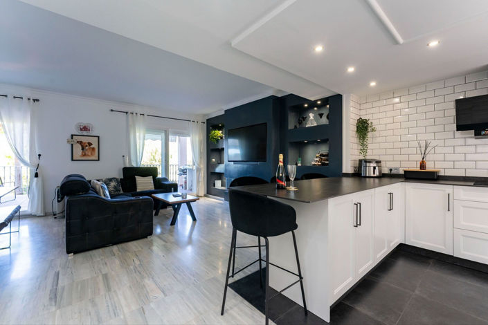 Image No.14-3 Bed Townhouse for sale