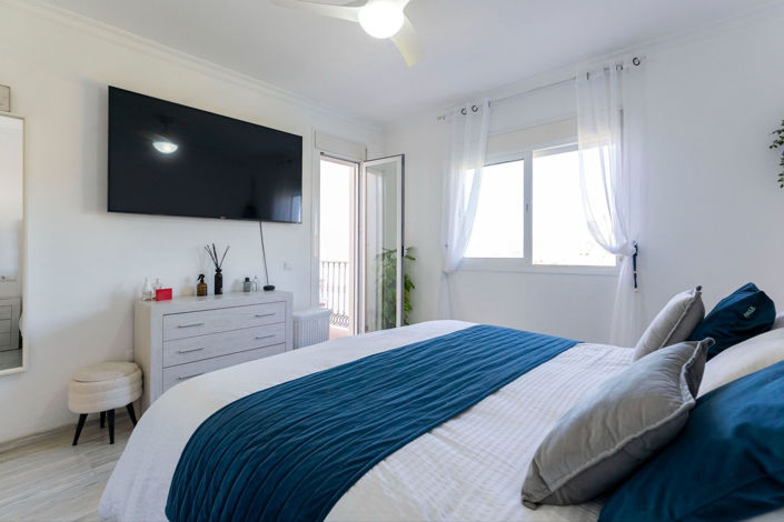 Image No.24-3 Bed Townhouse for sale