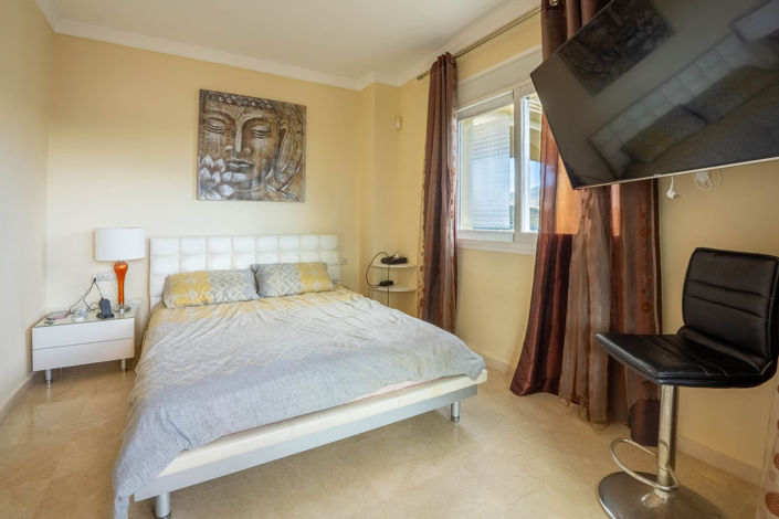 Image No.12-2 Bed Apartment for sale