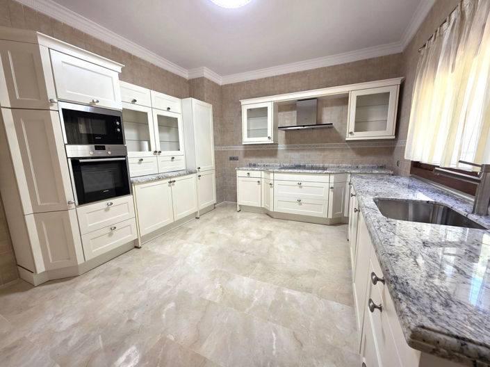 Image No.5-4 Bed Villa for sale