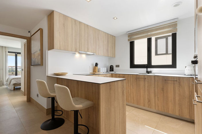 Image No.10-3 Bed Apartment for sale