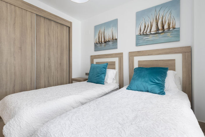 Image No.13-3 Bed Apartment for sale