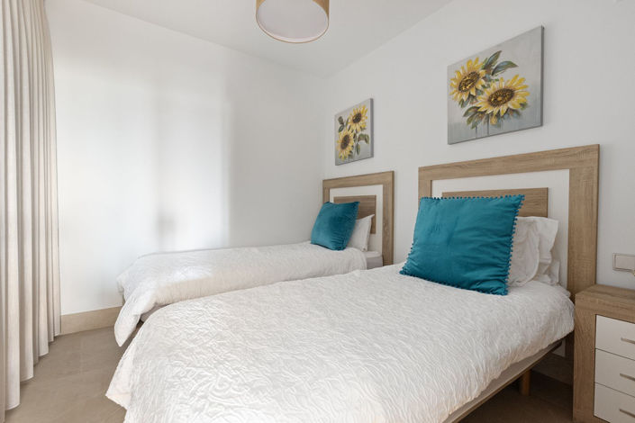 Image No.14-3 Bed Apartment for sale