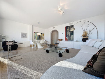 wohylouusu7-aa4cc561180b369757c0bb4af9886cd3