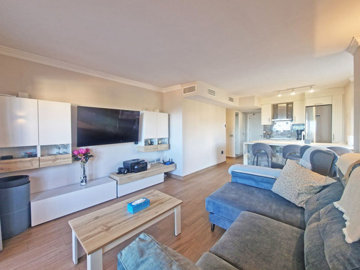 z47xtxxx99j10-bb915d1cb19341576dcdc994b81ab9c