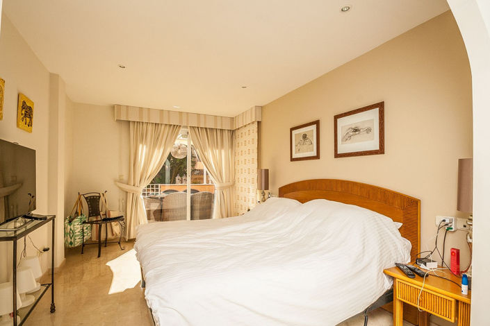 Image No.9-3 Bed Apartment for sale