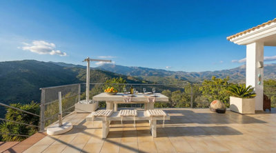 ho7h3xzcp3-e898b2bb2a2fdfd06d2c39894dce8316