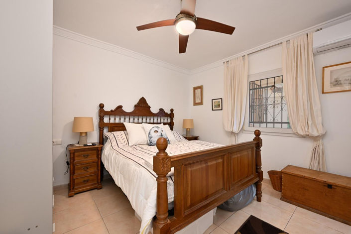 Image No.9-4 Bed Villa for sale