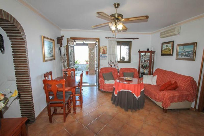 Image No.12-3 Bed Villa for sale