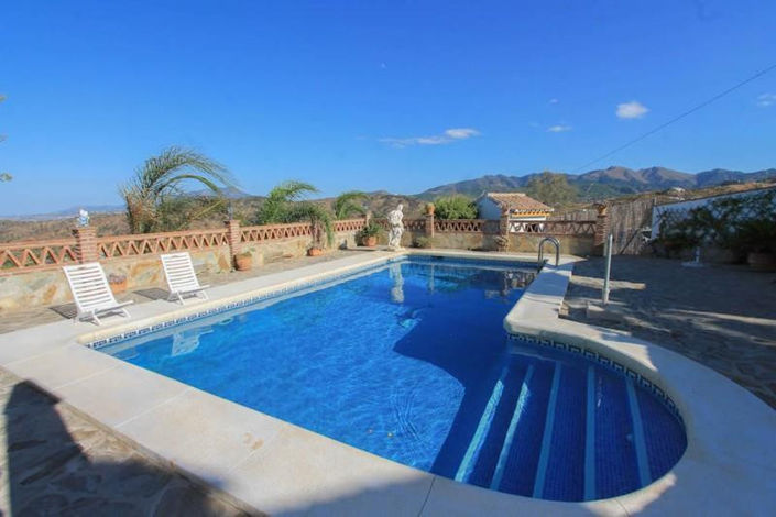 Image No.3-3 Bed Villa for sale