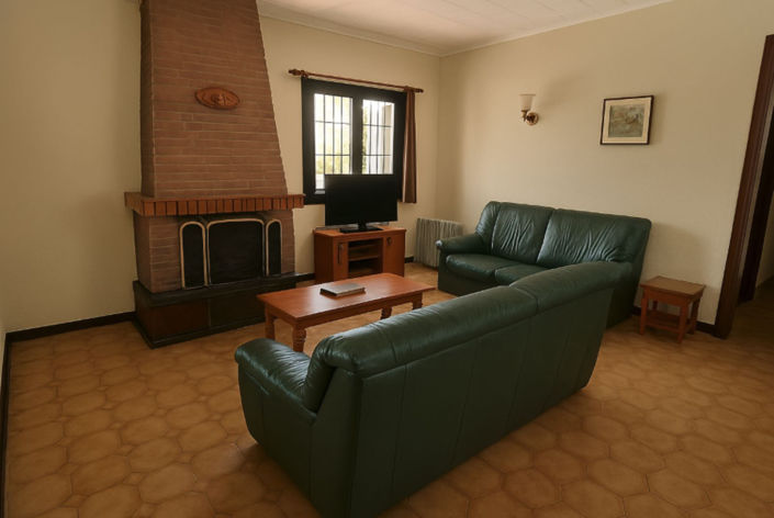 Image No.4-2 Bed Villa for sale