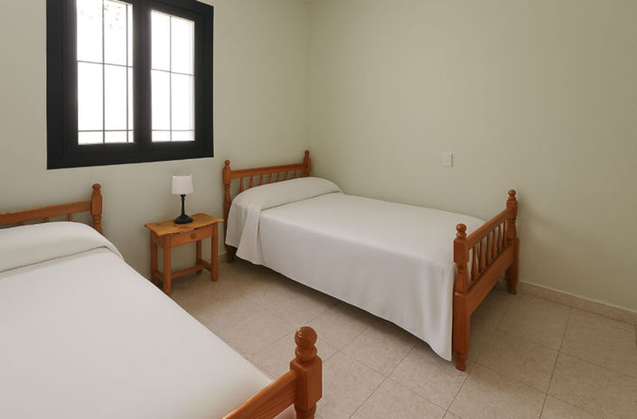 Image No.8-2 Bed Villa for sale