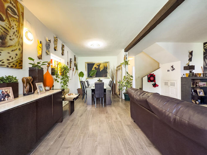 Image No.8-3 Bed Townhouse for sale