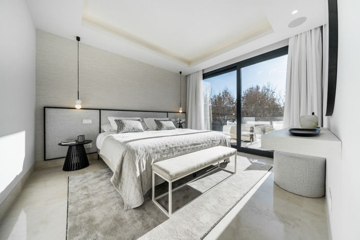 Image No.14-4 Bed Villa for sale