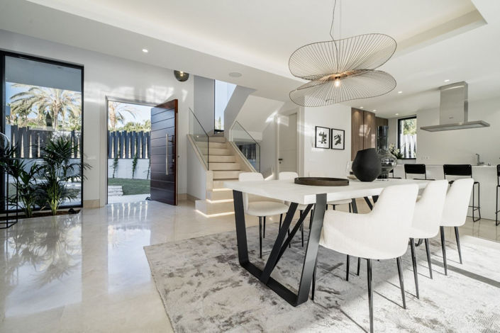 Image No.9-4 Bed Villa for sale