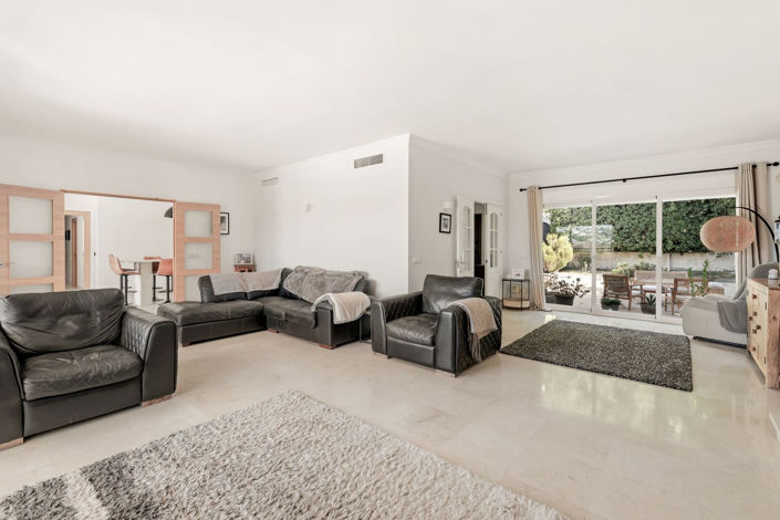 Image No.10-4 Bed Villa for sale