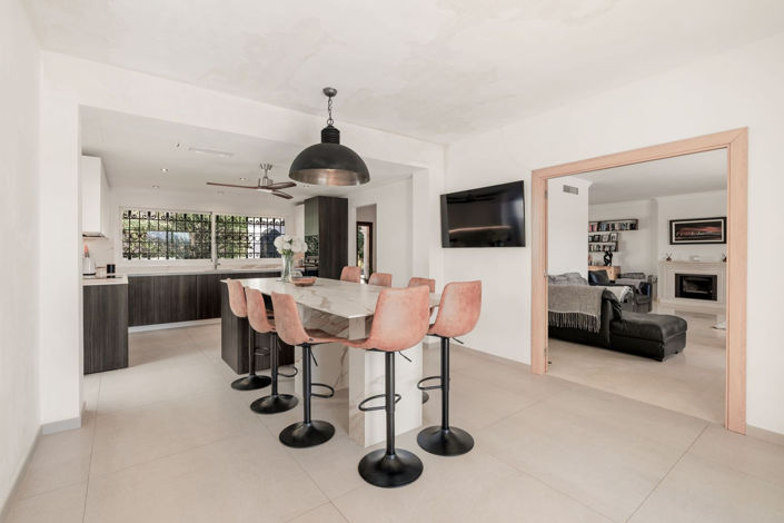 Image No.14-4 Bed Villa for sale