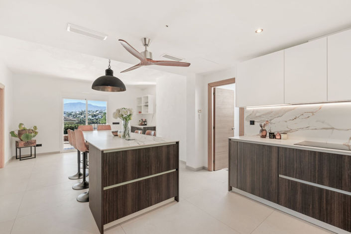 Image No.15-4 Bed Villa for sale