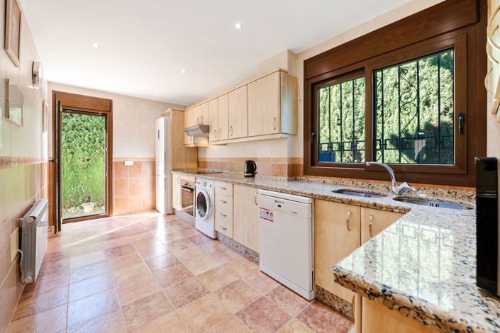 Image No.7-5 Bed Villa for sale