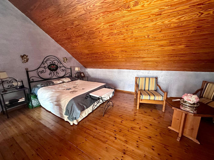 Image No.16-4 Bed Townhouse for sale