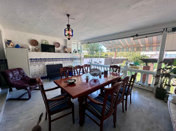 Image No.8-4 Bed Townhouse for sale