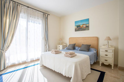 8smgjp730ur18-cc72f169493c096e712837ff5d8b6e4